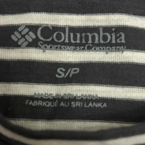 Columbia Gray Striped Top Unbearable Bear Graphic 3/4 Raglan Sleeves Size Small - Picture 3 of 10